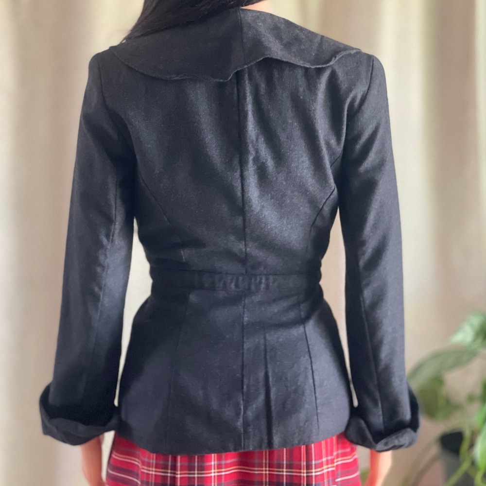 Vintage 90s Mikai by Jerry Shabo Black Ruffle Collar Blazer‎ Jacket Size 2 USA - Picture 4 of 6